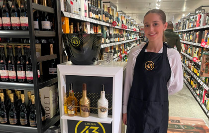 Personal para evento de Licor 43